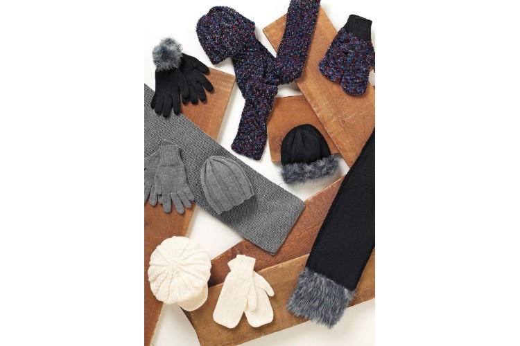 Hats, Scarves, Gloves & Mitts 8078